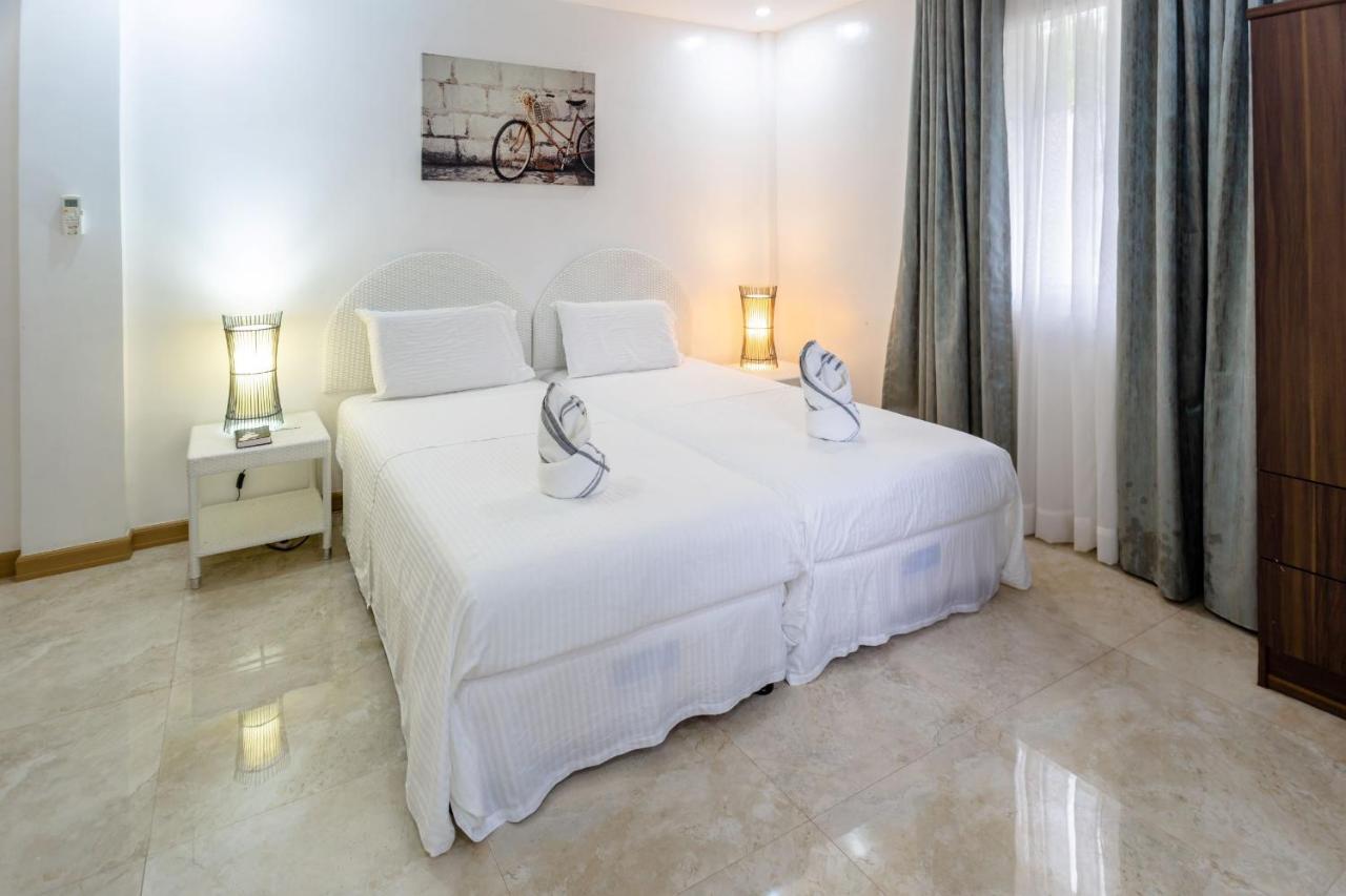 Madison Garden And Residences Panglao Exteriör bild