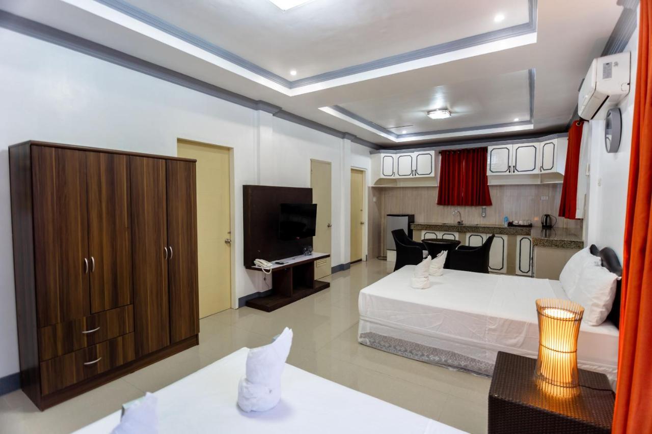 Madison Garden And Residences Panglao Exteriör bild
